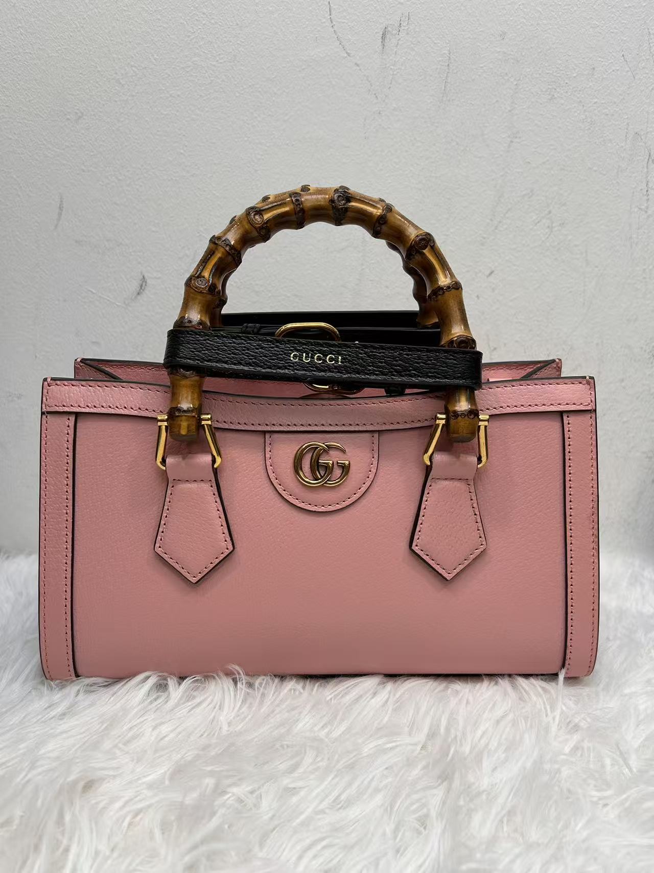 (Preowned) GUCCI Diana