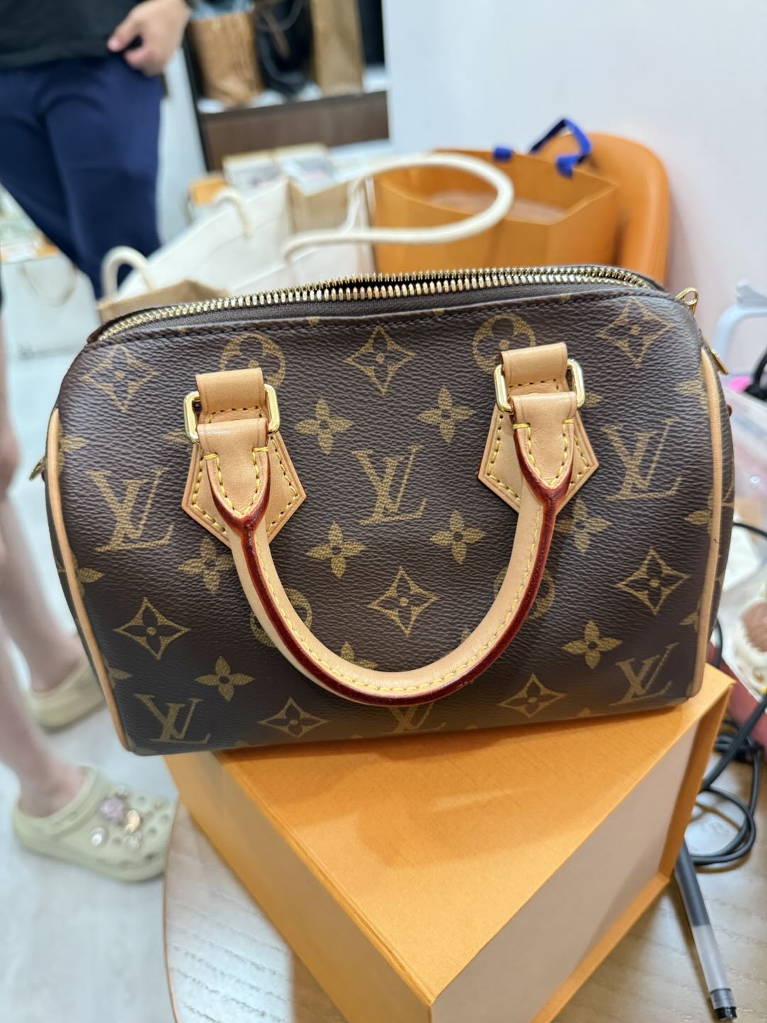 (Preowned) LOUIS VUITTON Speedy 20