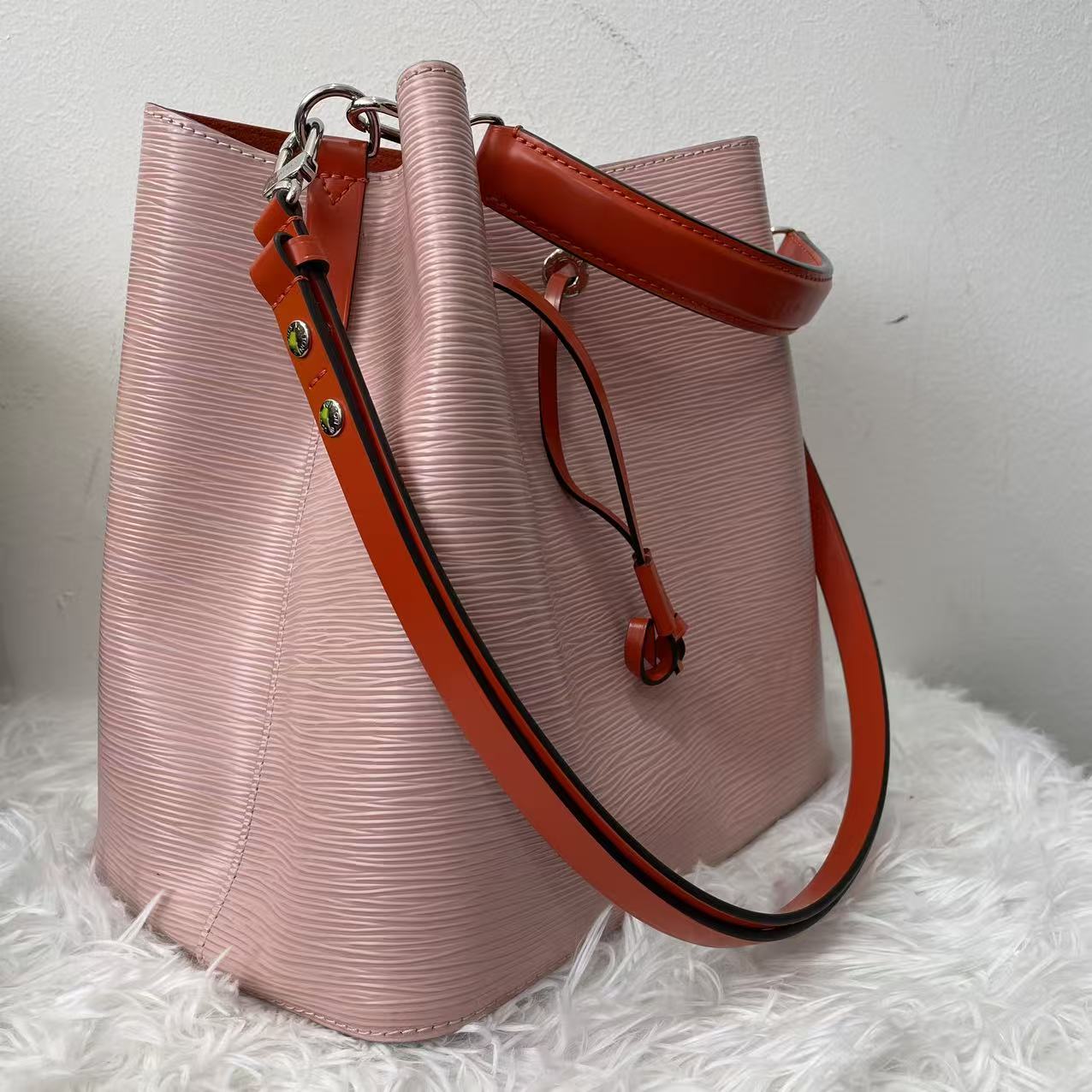 (Preowned) LOUIS VUITTON NOE MM