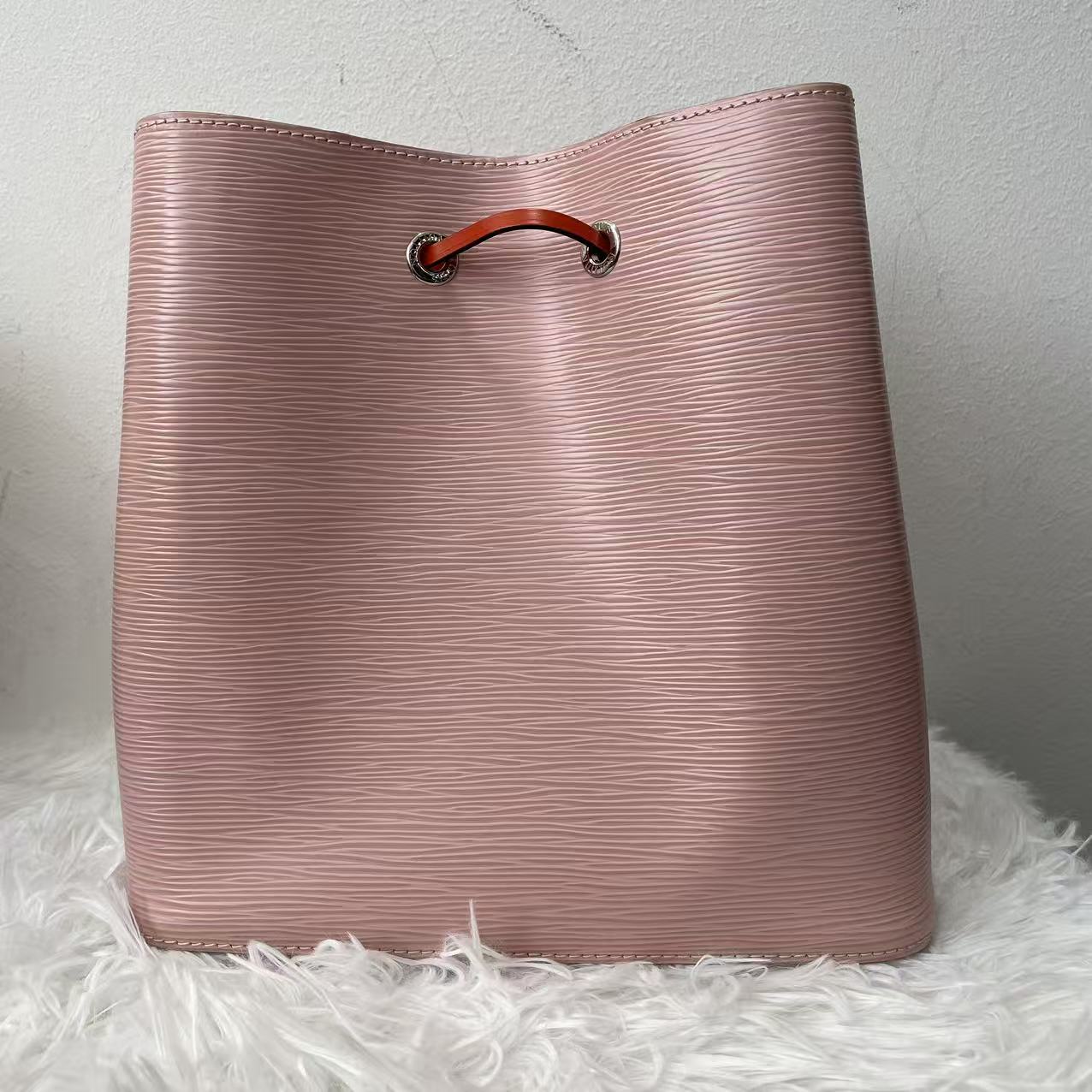 (Preowned) LOUIS VUITTON NOE MM