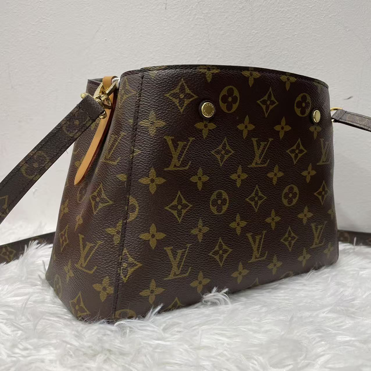 (Preowned) LOUIS VUITTON Montaigne BB