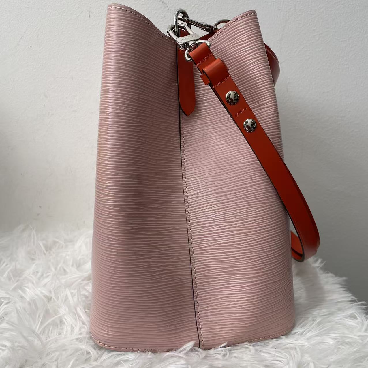 (Preowned) LOUIS VUITTON NOE MM