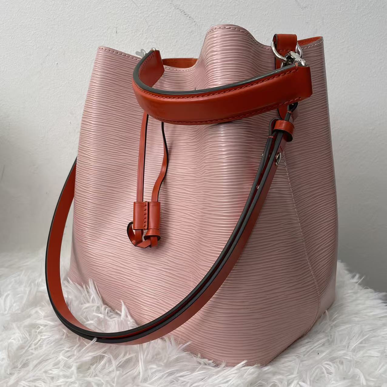 (Preowned) LOUIS VUITTON NOE MM