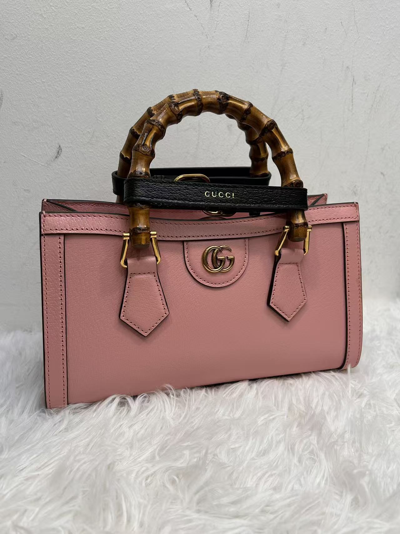 (Preowned) GUCCI Diana
