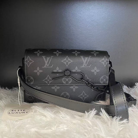 (Preowned) LOUIS VUITTON Steamer