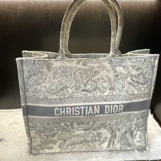 (Preowned) DIOR BookTote Zoo Series GM Grey