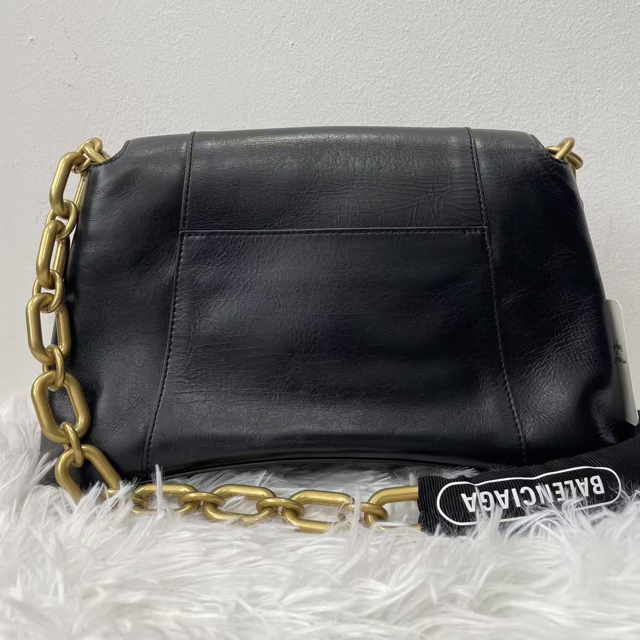 (Preowned) BALENCIAGA Downtown